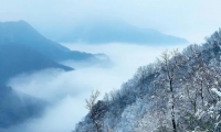 雪后金顶映仙境 崇山峻岭绘壮美画卷 终南山叹为观止的云山雾海
